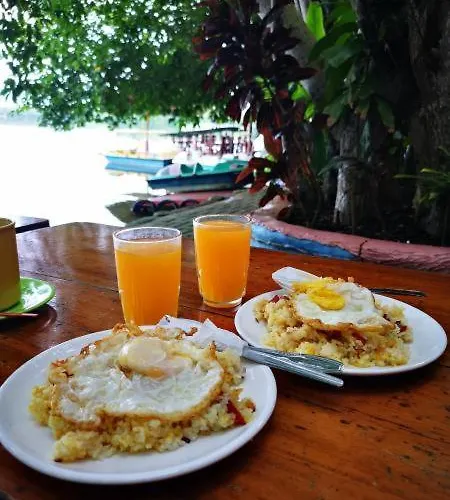 Papa Tasi Lakeside And Park 3*